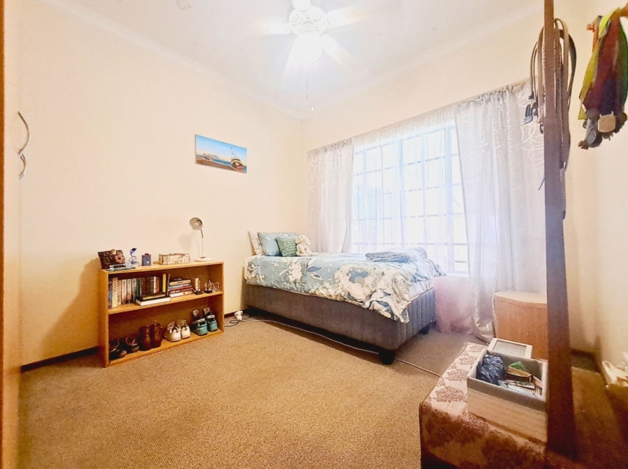 4 Bedroom Property for Sale in Safari Gardens North West